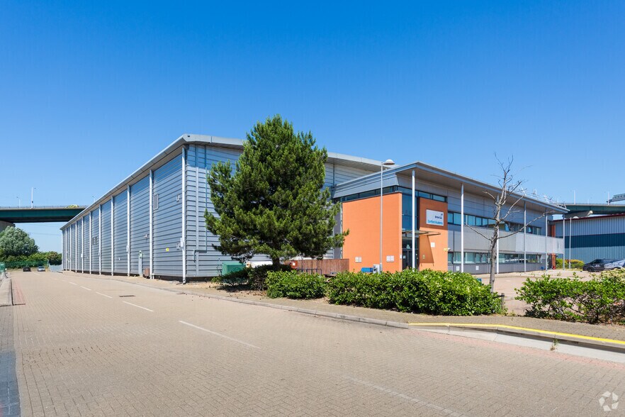 Bridge Clos, Dartford for sale - Building Photo - Image 1 of 1