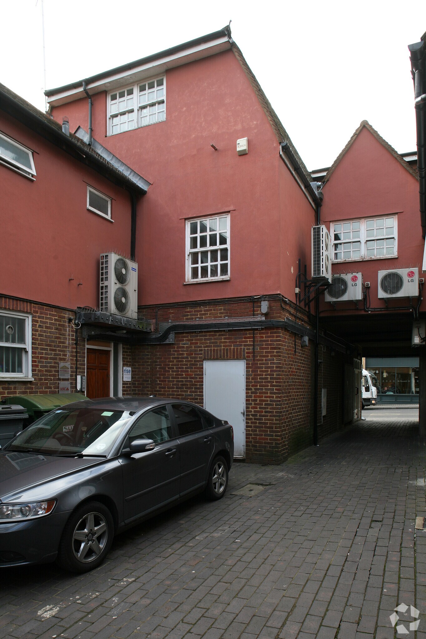 12B Chequer St, St Albans for sale Primary Photo- Image 1 of 1