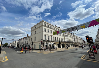 33-33A Parade, Leamington Spa for rent Primary Photo- Image 1 of 3