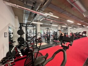 Maid Marian Way, Nottingham to rent Interior Photo- Image 1 of 4