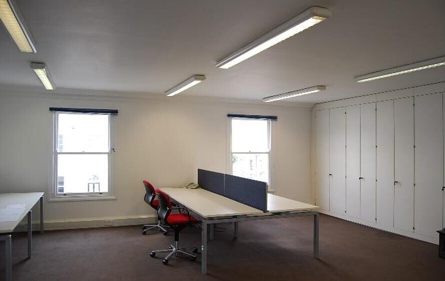 Fairview Rd, Cheltenham to rent Interior Photo- Image 1 of 2