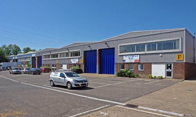 More details for Eskdale Rd, Uxbridge - Industrial to Rent
