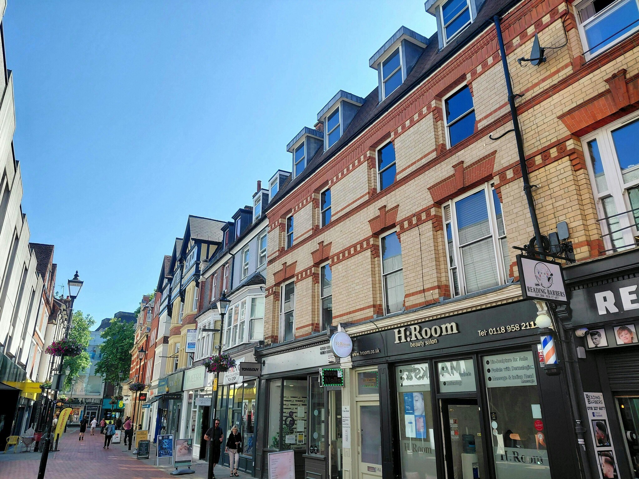 14-16 Cross St, Reading to rent Building Photo- Image 1 of 9