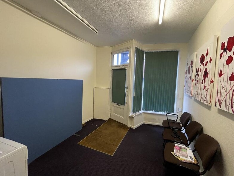 487 Hartshill Rd, Stoke On Trent to rent - Interior Photo - Image 3 of 11