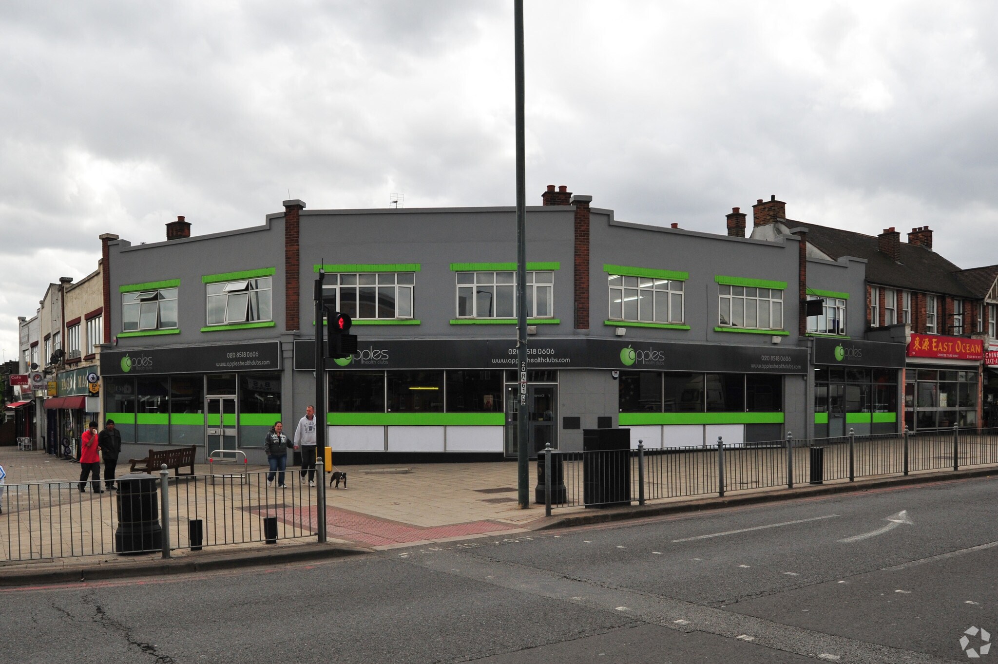 728-730 Eastern Ave, Ilford for sale Primary Photo- Image 1 of 1