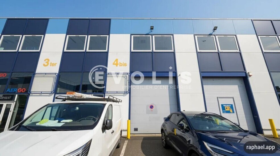 97-99 Quai Jules Guesde, Vitry-sur-Seine to rent - Building Photo - Image 2 of 11