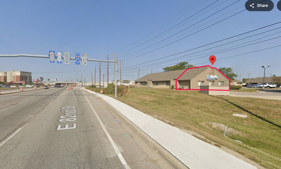 8202 Clearvista Pky, Indianapolis, IN to rent - Building Photo - Image 3 of 4