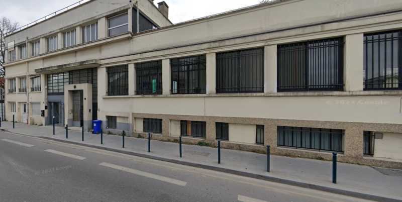 Office in Pantin to rent - Building Photo - Image 1 of 6