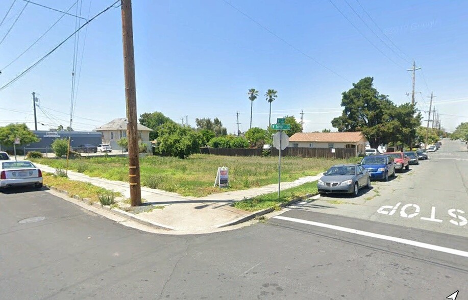 Two Lots-Corner H St & 10th St.,Antioch portfolio of 2 properties for sale on LoopNet.co.uk - Building Photo - Image 1 of 4