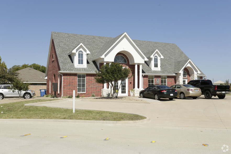 309 W Eldorado Pky, Little Elm, TX for rent - Building Photo - Image 3 of 9