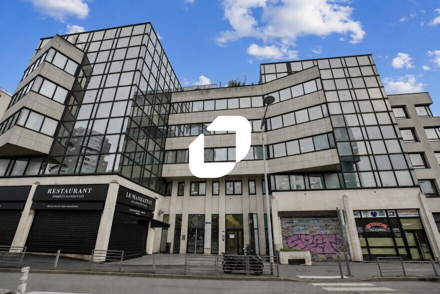 Office in Bagnolet to rent - Building Photo - Image 1 of 9