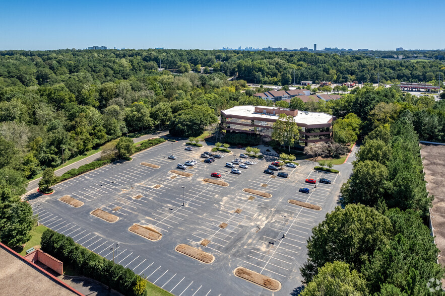 1165 Northchase Pky SE, Marietta, GA for rent - Aerial - Image 3 of 11