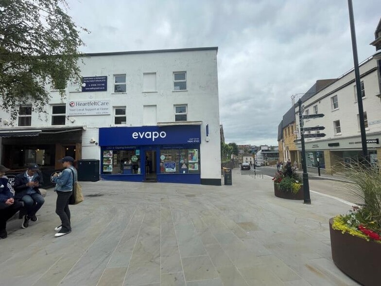 11-12 High St, Yeovil for rent - Building Photo - Image 1 of 2