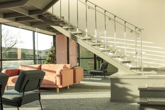 Delta Way, Egham to rent Interior Photo- Image 2 of 5