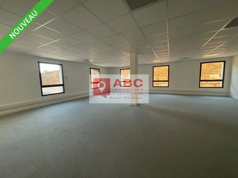 Office in Montpellier to rent - Building Photo - Image 3 of 4