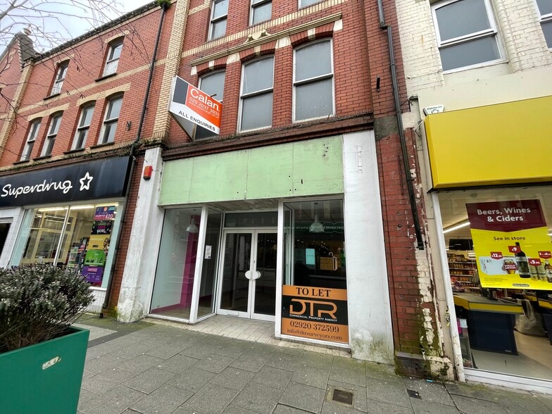 108 Holton Road, Barry to rent - Building Photo - Image 3 of 9