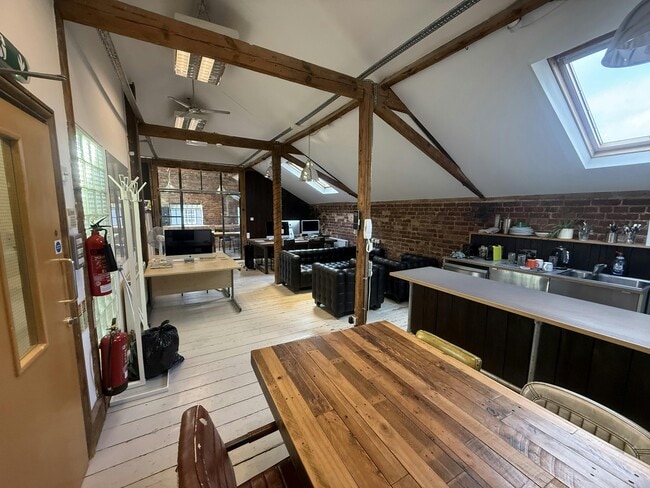 More details for 127 Gloucester Rd, Brighton - Office to Rent