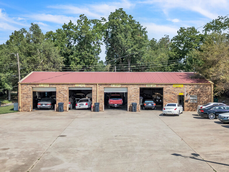 2351 NW 10th St, Oklahoma City, OK for sale - Building Photo - Image 2 of 7