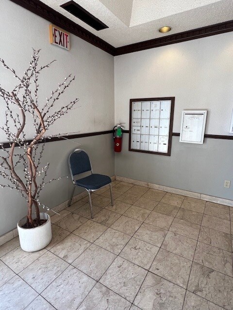 4401-4405 NW 4th St, Oklahoma City, OK to rent Building Photo- Image 1 of 3