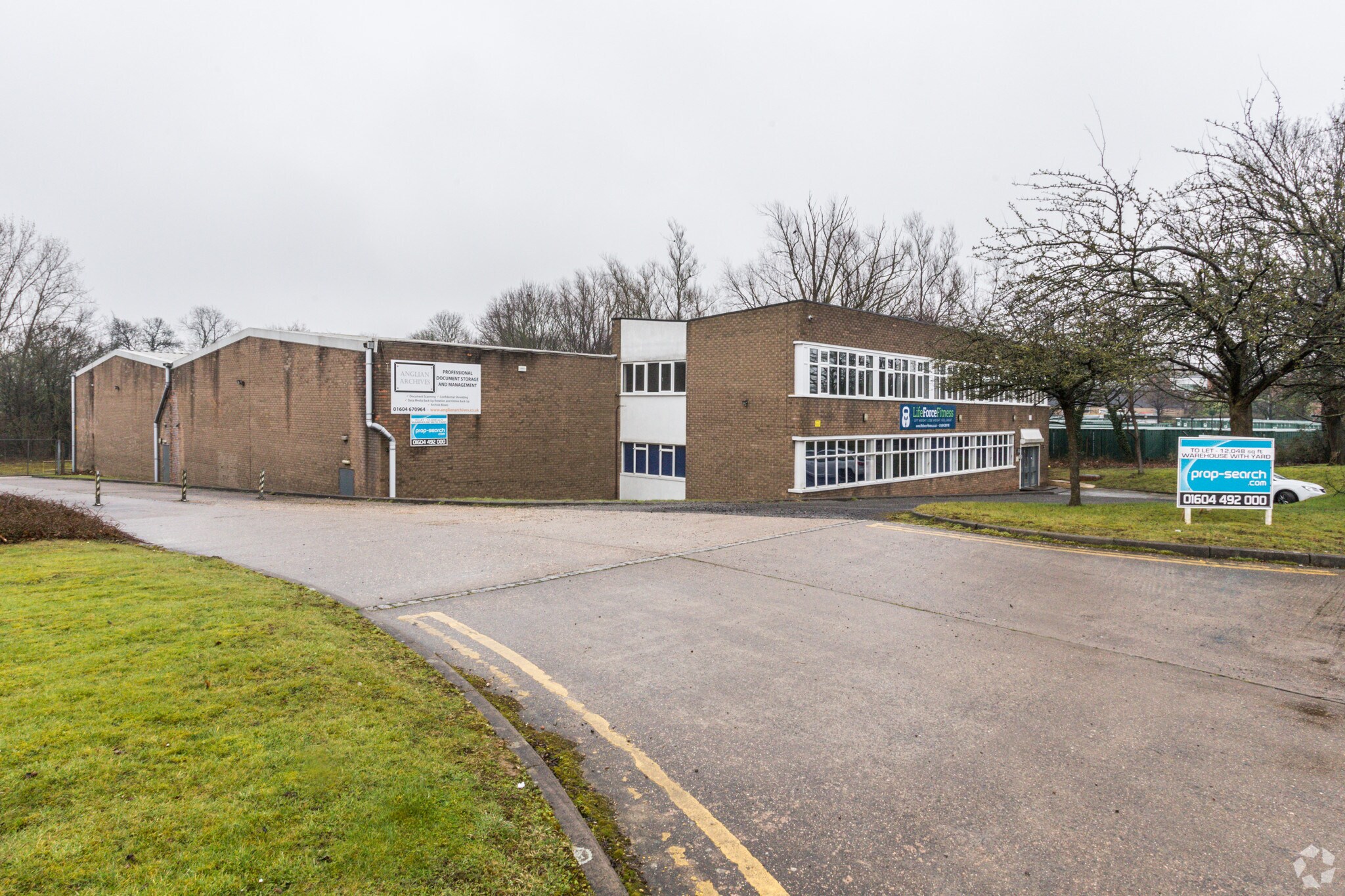 Lower Farm Rd, Northampton for sale Primary Photo- Image 1 of 1