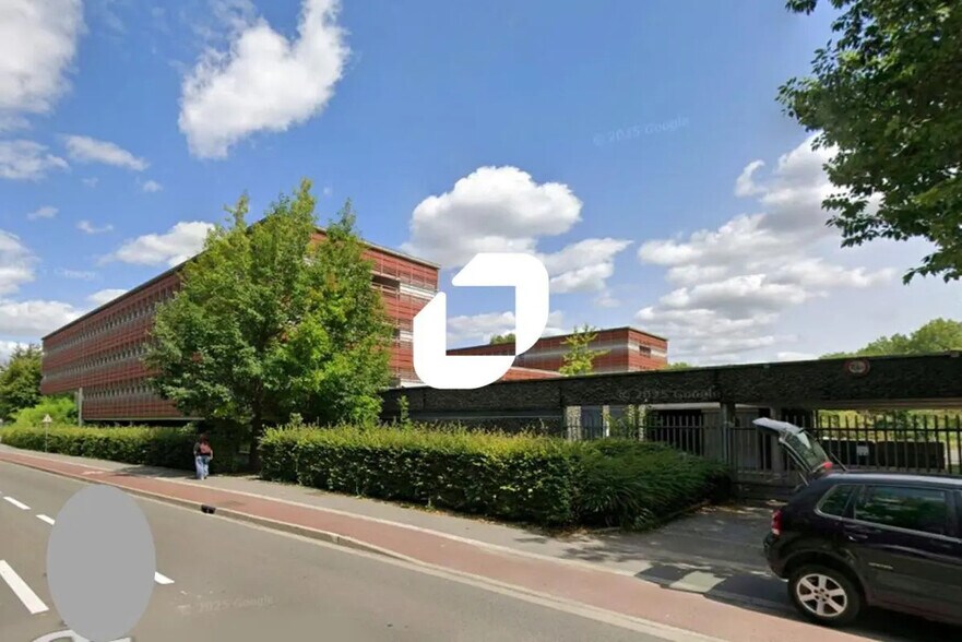 74 Rue Jean Jaures, Villeneuve-d'Ascq to rent - Building Photo - Image 2 of 3