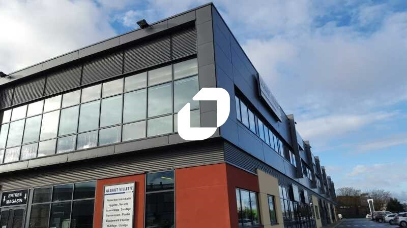 Light Industrial in Villeneuve-la-Garenne to rent - Building Photo - Image 2 of 7