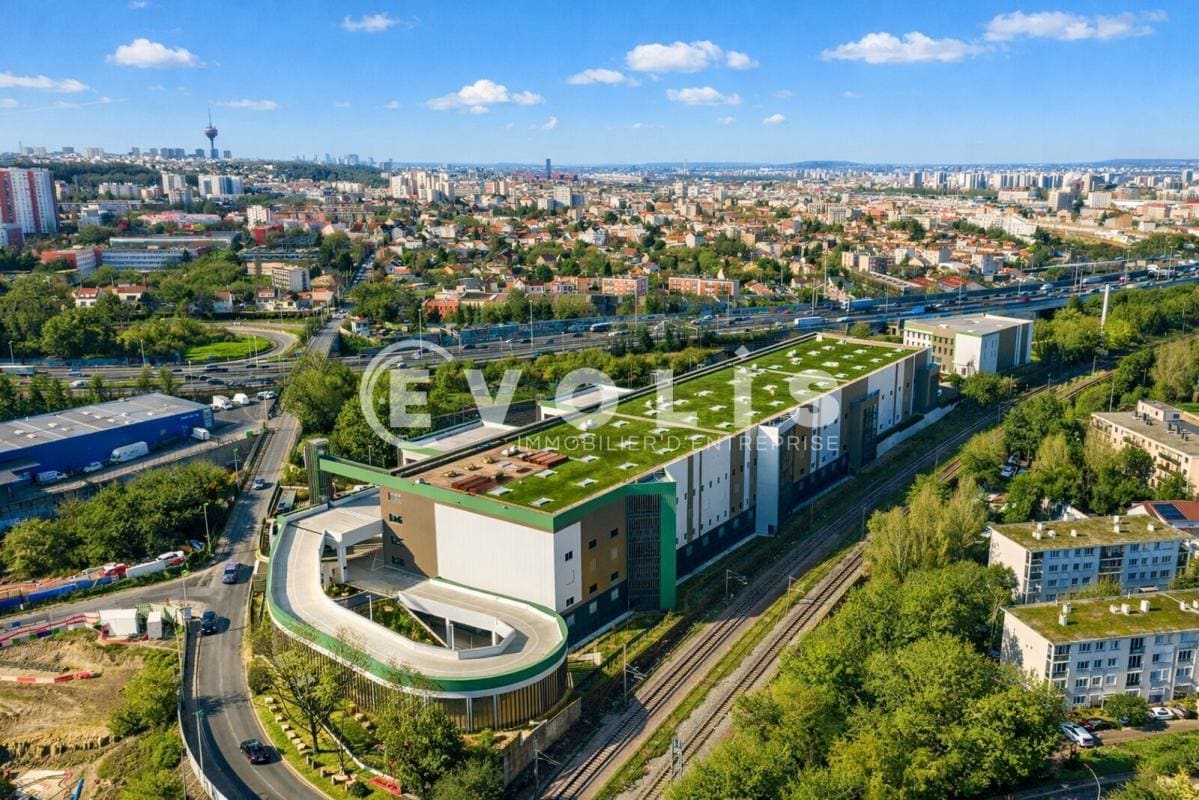 Chemin Des Carouges, Bondy to rent Building Photo- Image 1 of 21