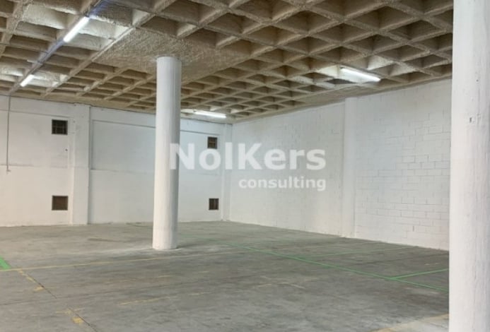 Industrial in L'Hospitalet de Llobregat, Barcelona to rent Interior Photo- Image 1 of 11