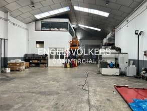 Industrial in Santa Perpètua de Mogoda, Barcelona to rent Interior Photo- Image 1 of 6