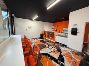 2-24 The Row, New Ash Green to rent Interior Photo- Image 2 of 4