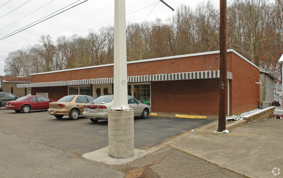 6600 Grand Central Ave, Parkersburg, WV for rent - Building Photo - Image 2 of 3