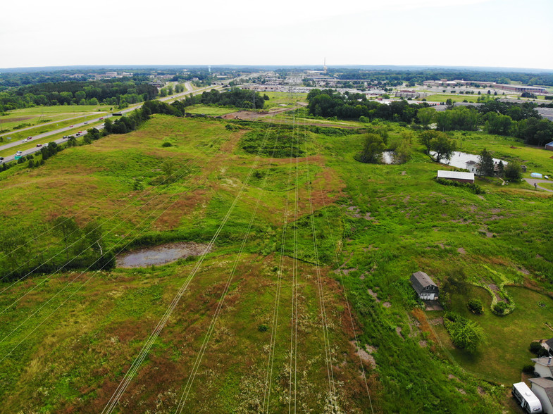 5651 Manning Ave N, Lake Elmo, MN for rent - Aerial - Image 1 of 4