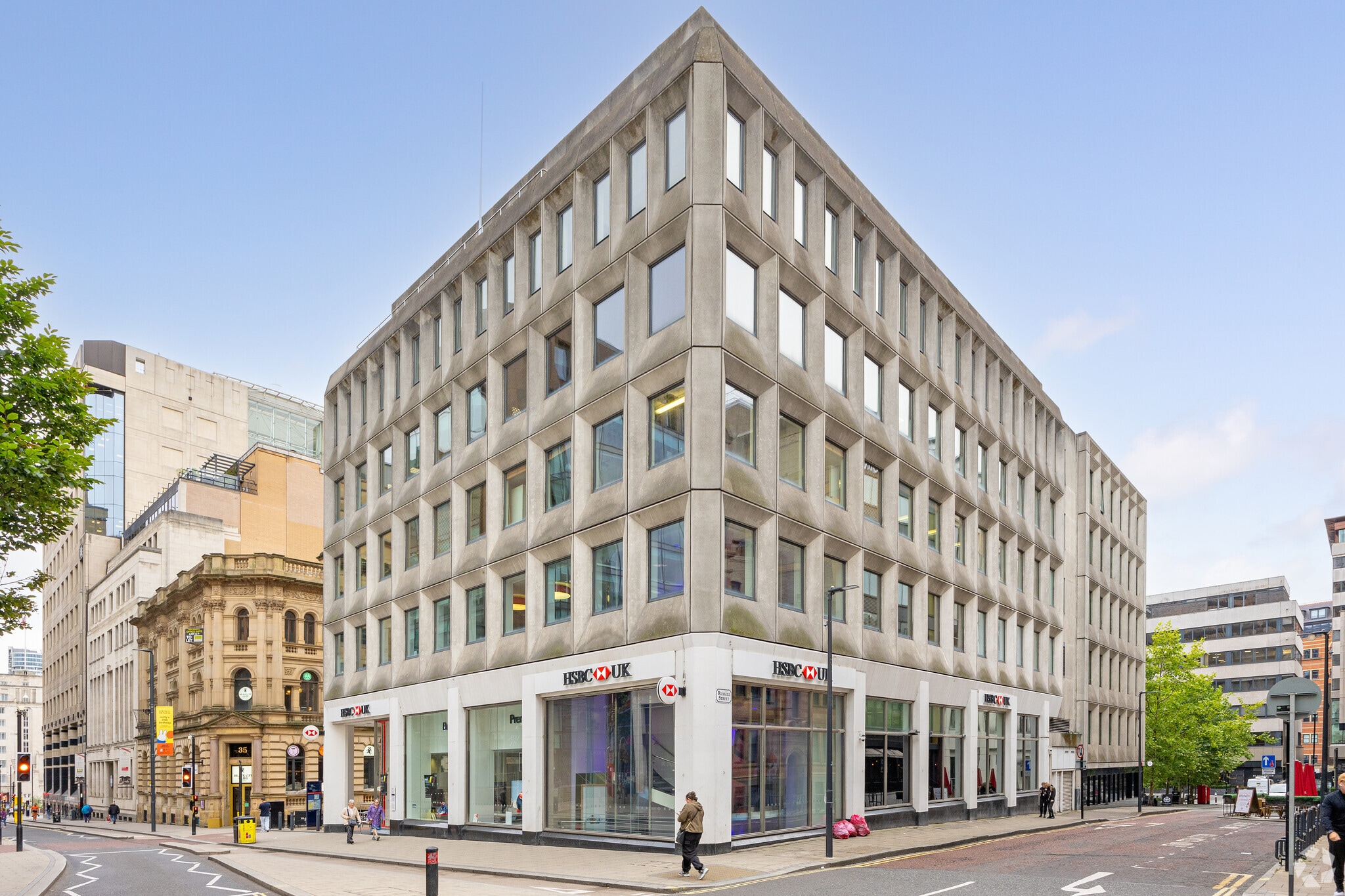 2 Bond Ct, Leeds for sale Primary Photo- Image 1 of 1