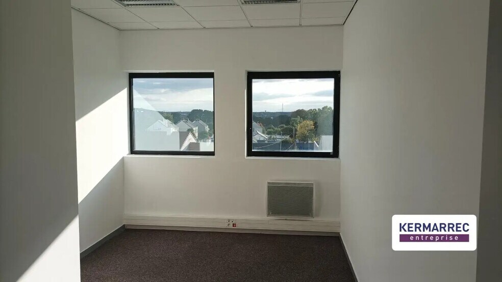 Office in Nantes for sale - Building Photo - Image 2 of 6
