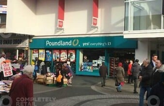 High St, West Bromwich to rent Building Photo- Image 1 of 1