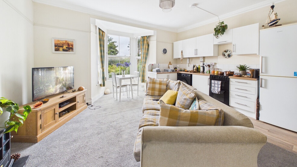 Alexandra Pl, Penzance for sale - Building Photo - Image 3 of 9