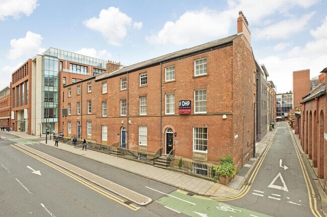 More details for 2 Queen St, Leeds - Office for Sale