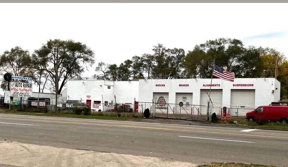17711 Van Dyke St, Detroit, MI for sale - Building Photo - Image 3 of 9