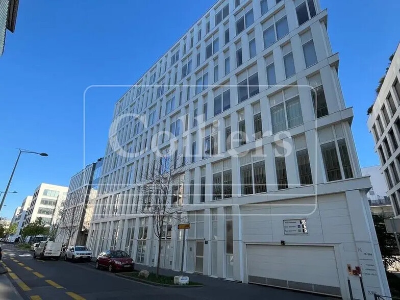 4 Rue Maurice Moissonnier, Vaulx-en-Velin to rent - Building Photo - Image 2 of 21