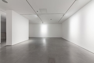 56-57 Eastcastle St, London to rent Interior Photo- Image 2 of 6