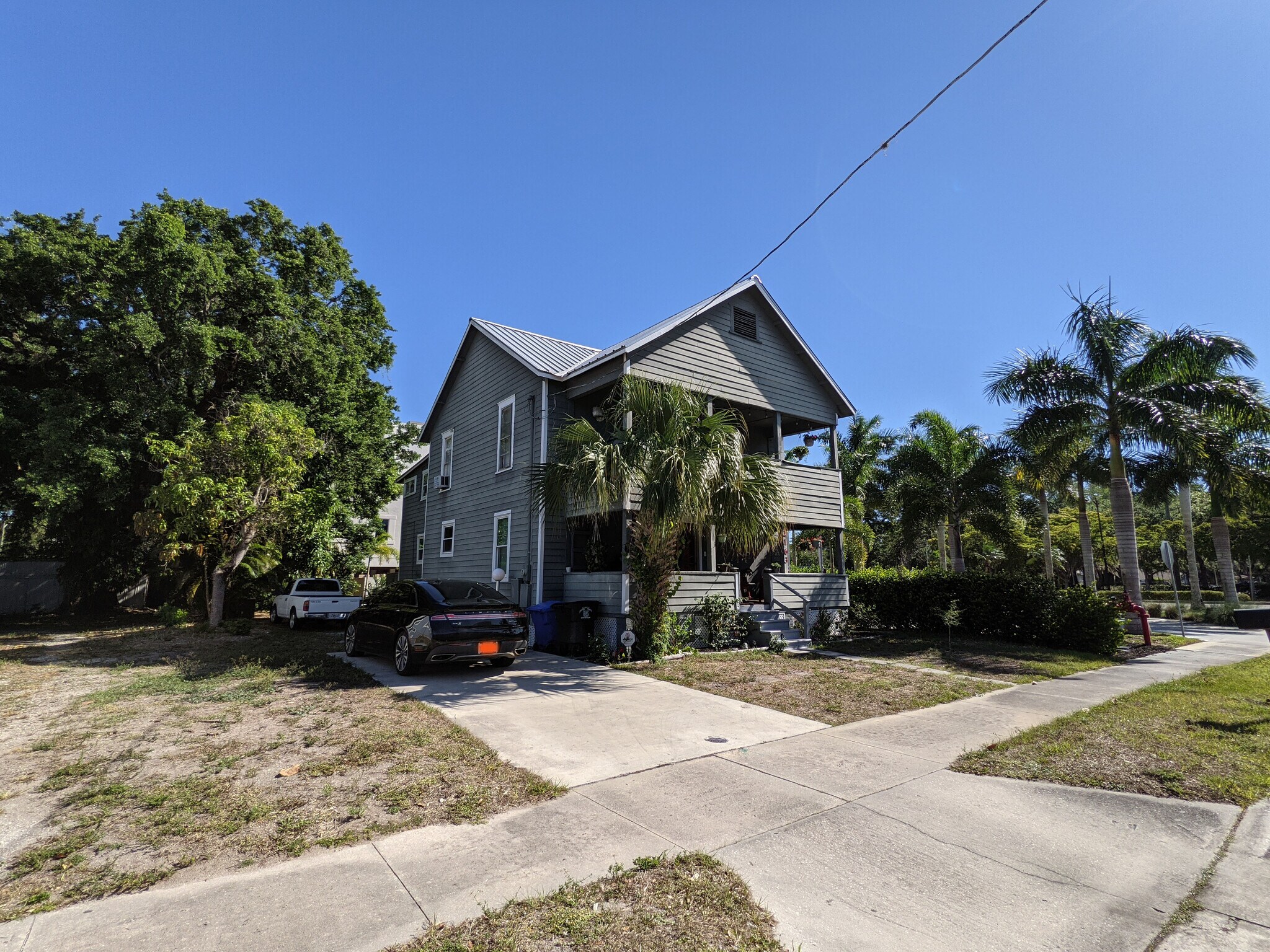 2163 Hoople St, Fort Myers, FL for sale Primary Photo- Image 1 of 1