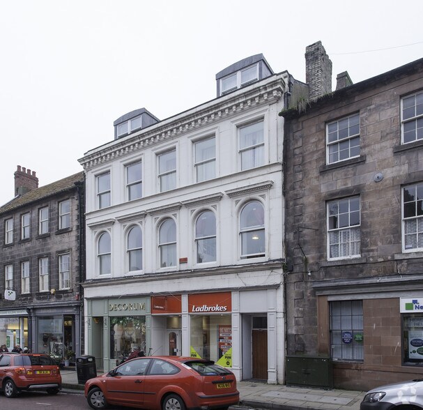 14-16 Hide Hl, Berwick Upon Tweed for rent - Building Photo - Image 2 of 2