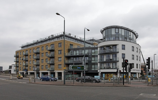 More details for Kew Bridge Rd, Brentford - Office to Rent