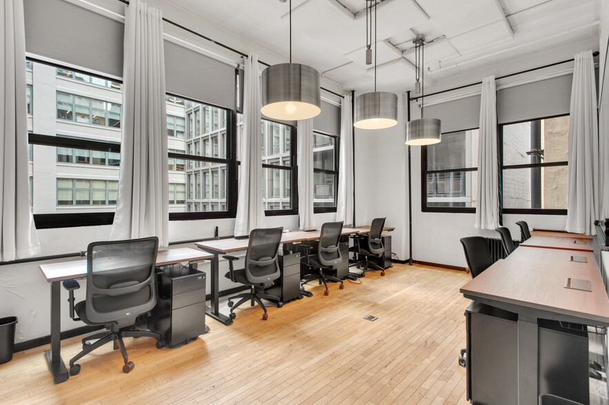 175 Varick St, New York, NY for rent - Building Photo - Image 1 of 6