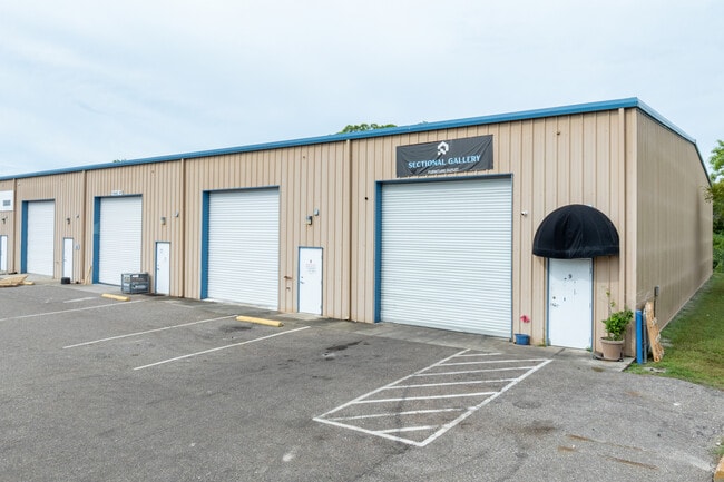 More details for 10410 66th St N, Pinellas Park, FL - Industrial to Rent