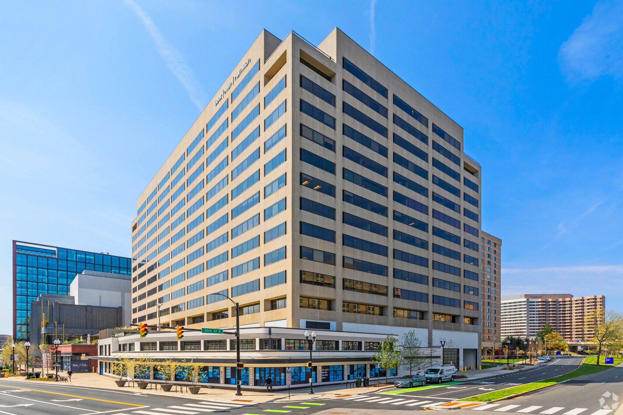 1550 Crystal Dr, Arlington, VA to rent Building Photo- Image 1 of 8