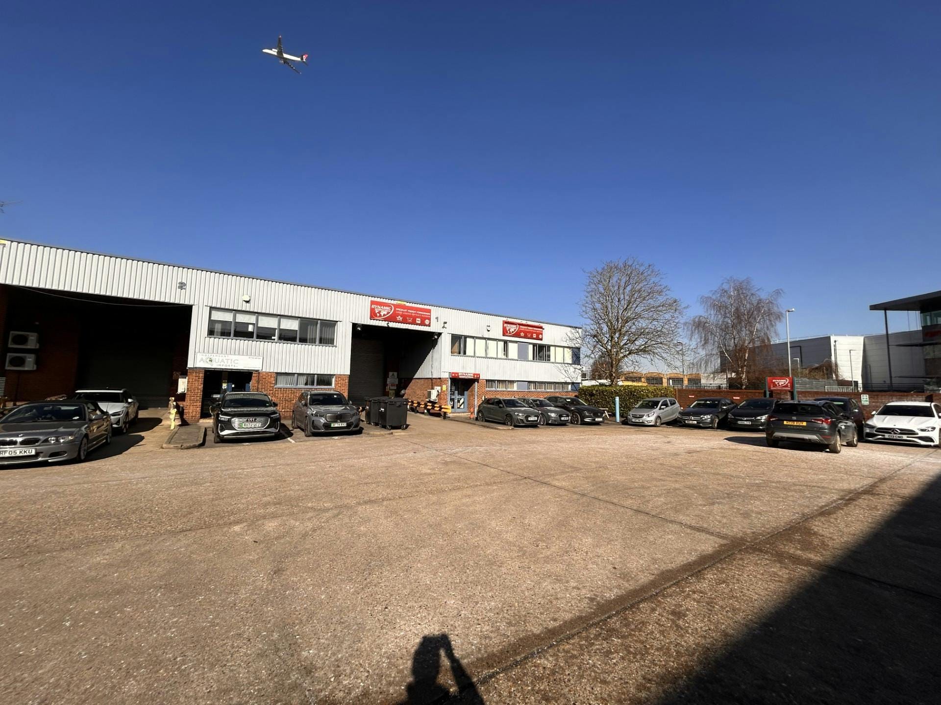 Blackthorne Rd, Slough to rent Building Photo- Image 1 of 5