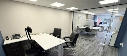 1 Nottingham Rd, Beeston to rent Interior Photo- Image 2 of 4