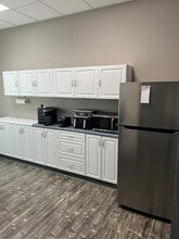 6635 S Tenaya Way, Las Vegas, NV to rent Building Photo- Image 2 of 19