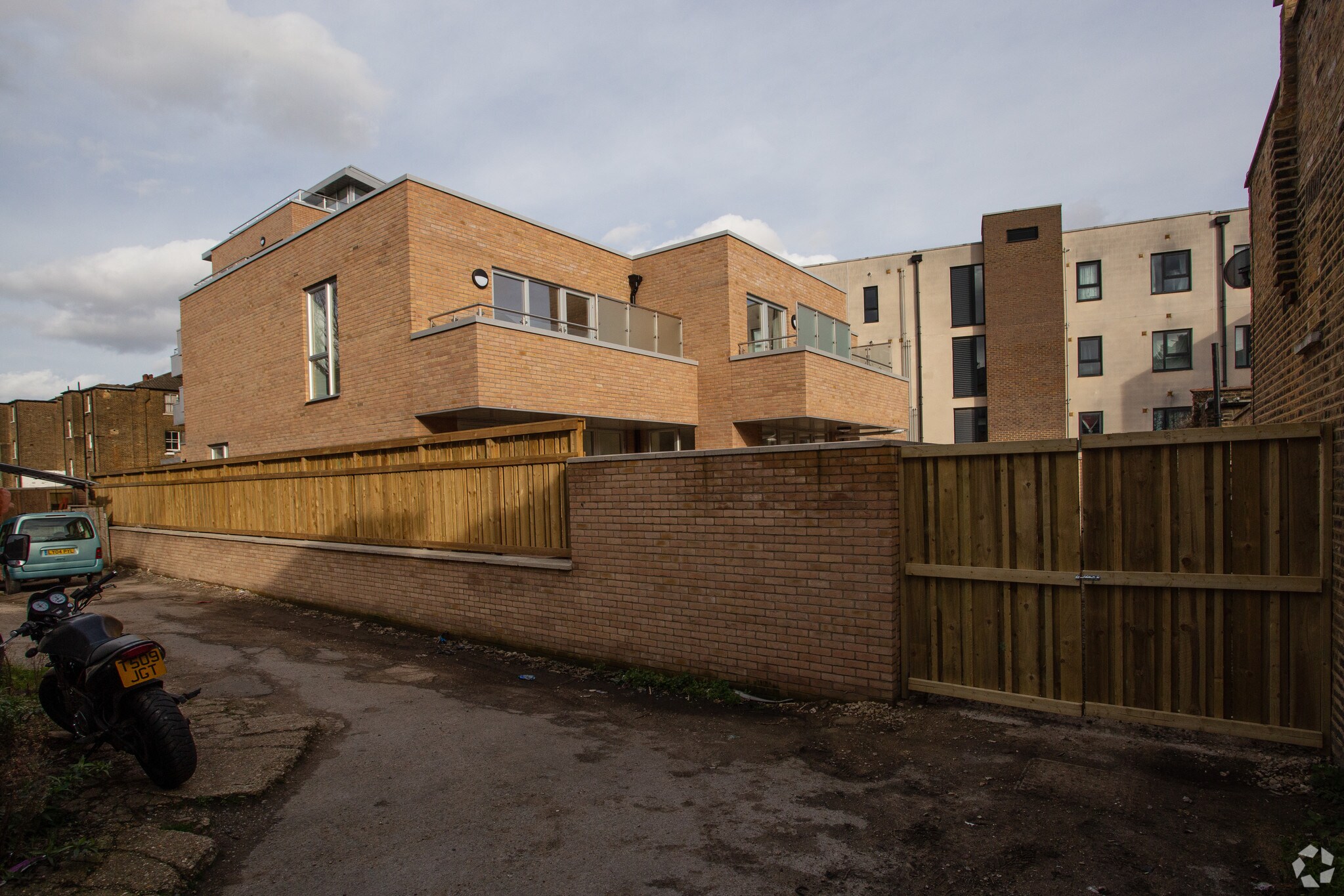 53 Dartmouth Rd, London for sale Primary Photo- Image 1 of 1